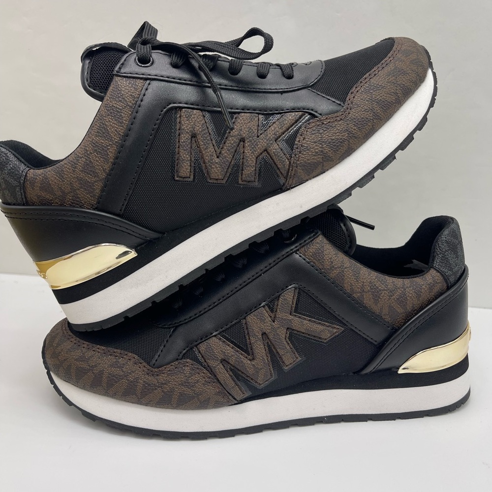 Michael Kors MADDY TRAINER MK SIG SM/MK PATCH
49F1MAFS1B Athletic Sneakers
Brown - Picture 16 of 16